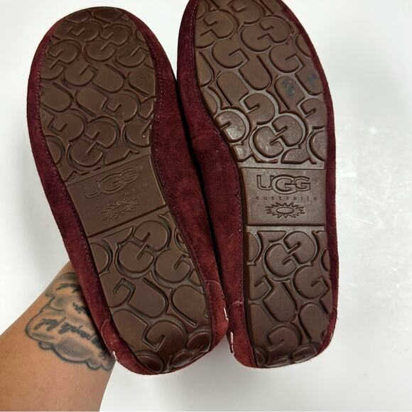 UGG Ansley Moccasin Slippers Womens 10 Mahogany Sheepskin Leather Comfy Loafers - Picture 8 of 11
